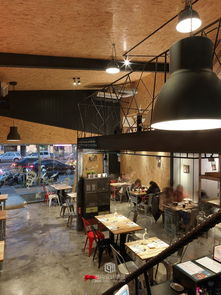 樹(shù)之披薩工廠公益店 子境設(shè)計(jì)下的餐飲空間，以Discuz驅(qū)動(dòng)的創(chuàng)新餐飲管理